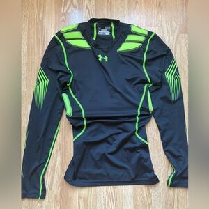 Under armour heat gear compression 5 pad football shirt size M